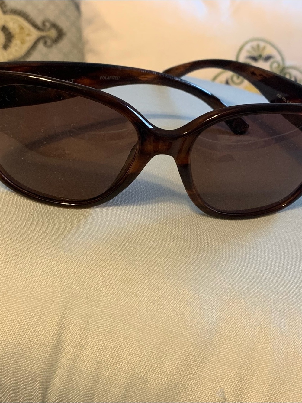 Vintage 90s Foster Grant Brown Tortoiseshell Sunglasses